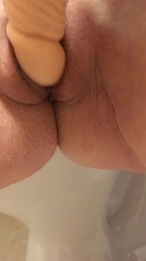 Smilis Playing a little with dildo