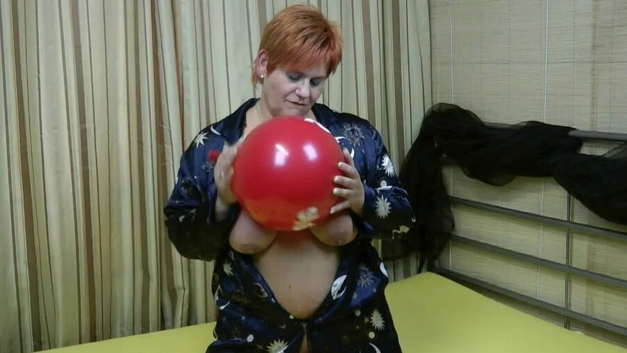 Naked balloon games
