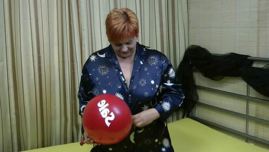 Naked balloon games