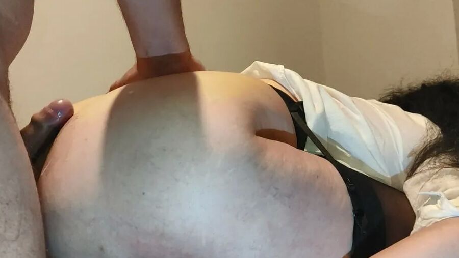Mature Mom Likes It Rough Anal