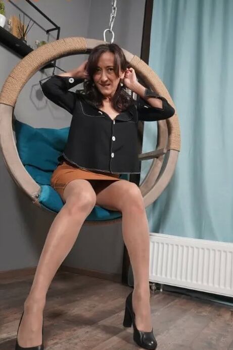 Mature Beauty Karina In Dress and Pantyhose