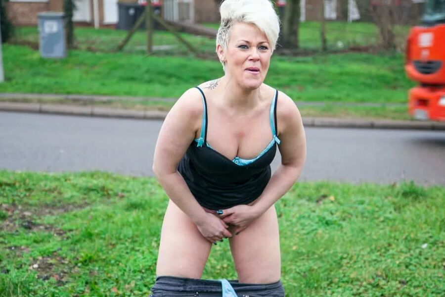 It’s wrong to show your pussy in public at UK-Flashers