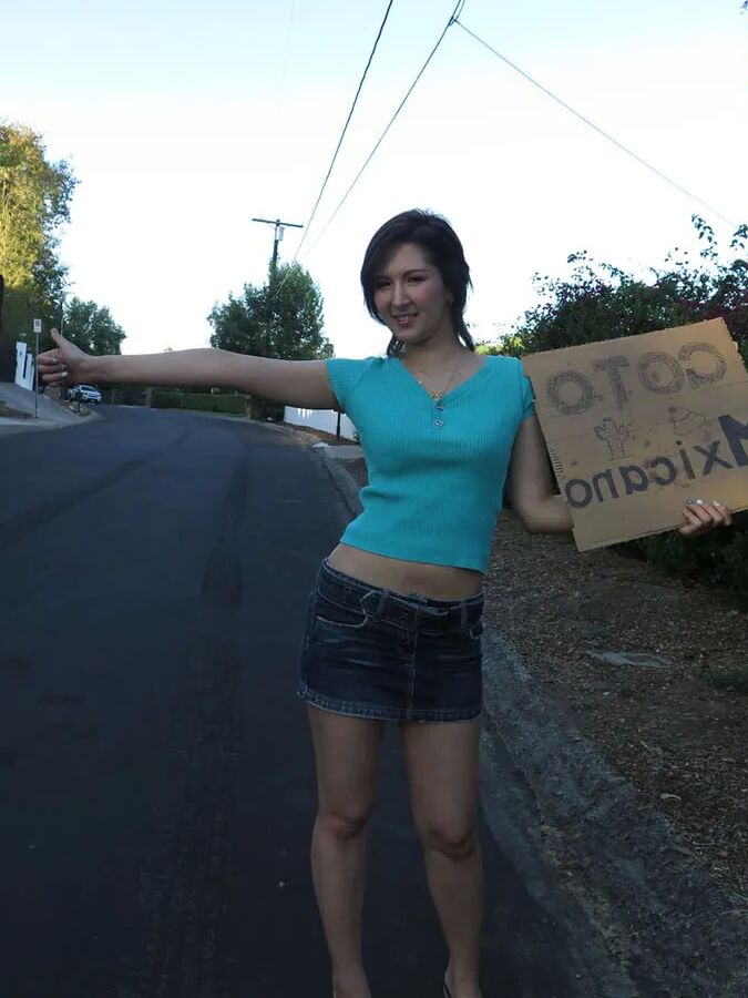 Kurea Asuka :: Hitchhiking To Mexico - CARIBBEANCOM