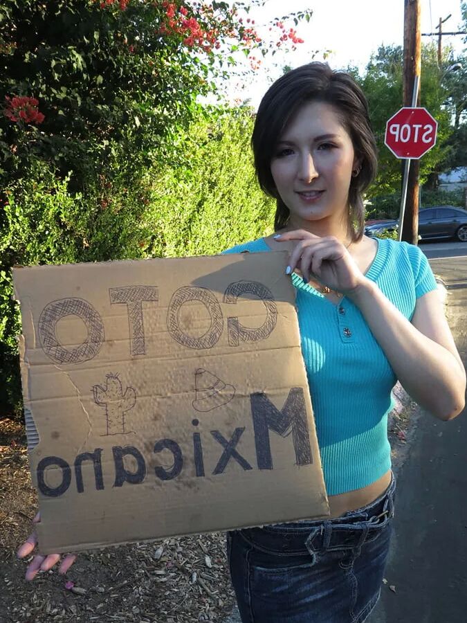 Kurea Asuka :: Hitchhiking To Mexico - CARIBBEANCOM