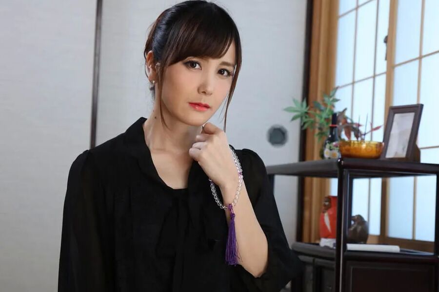 Saori Okumura :: Wet Widow - CARIBBEANCOM
