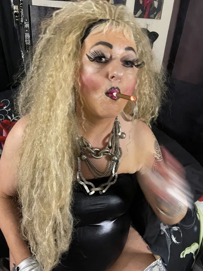 SLUT 612