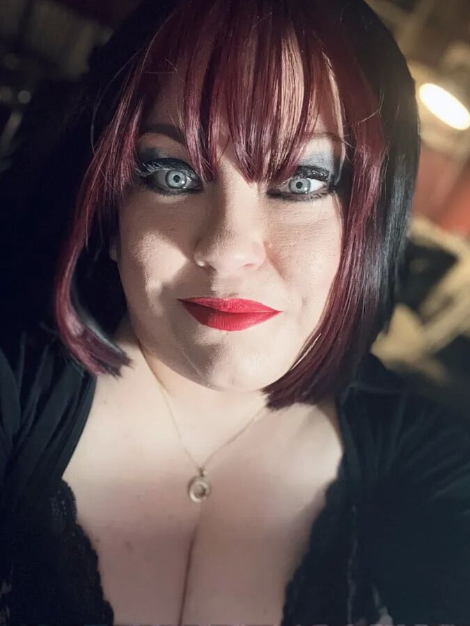 Tina Snua Selfies #5