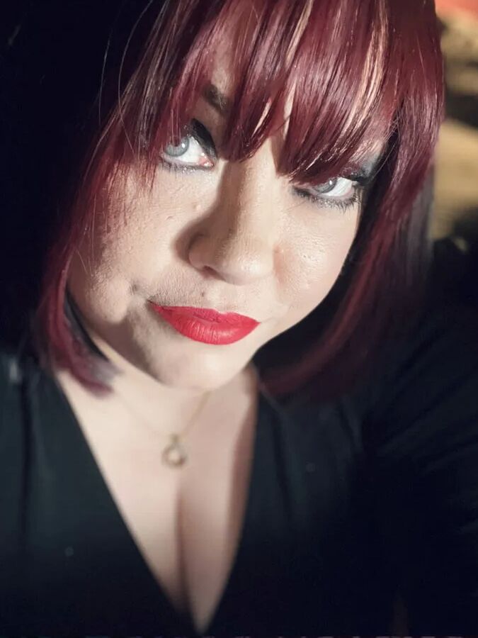 Tina Snua Selfies #5