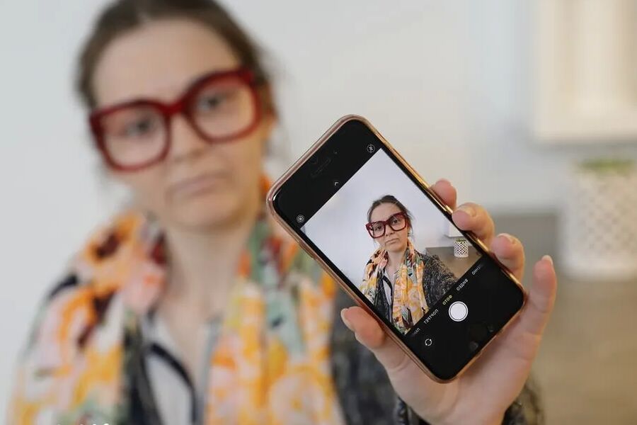 Granny becomes young with big cock magic feat Simona Purr
