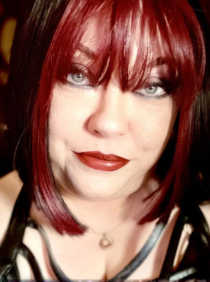 Tina Snua Selfies #4