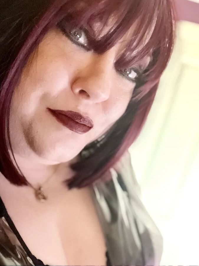 Tina Snua Selfies #4