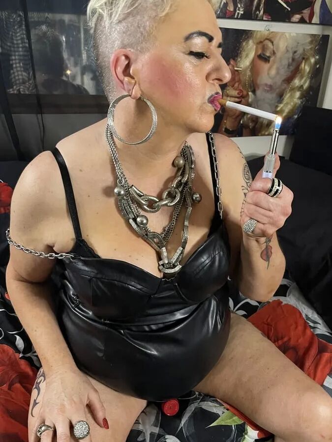 SLUT 609=TRAMP