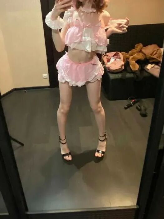 Cute babe