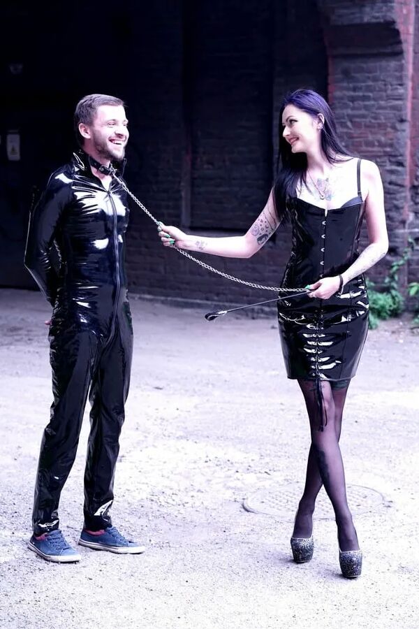 Gentle female domination. Rope bondage.