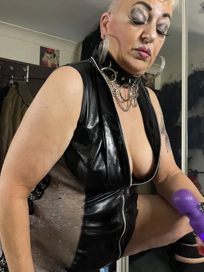 SLUT 608