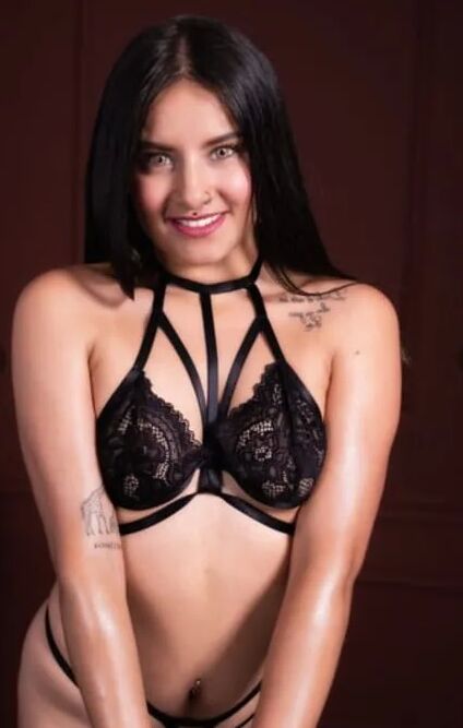 StormiHart in lingerie