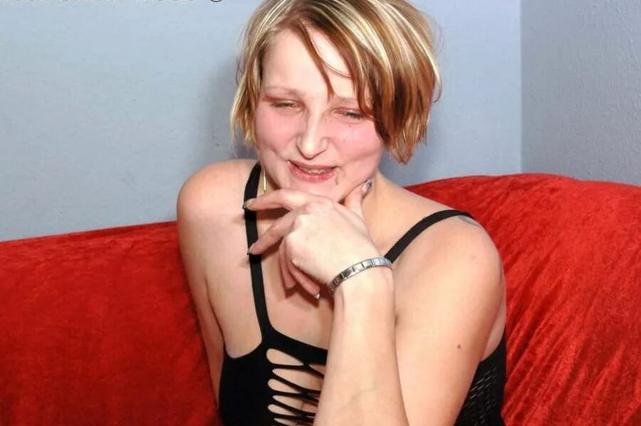 Photo shooting with blonde Babsi