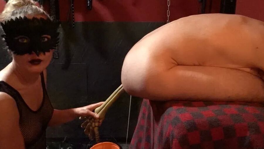 The Halloween Fist and Machine Fucking
