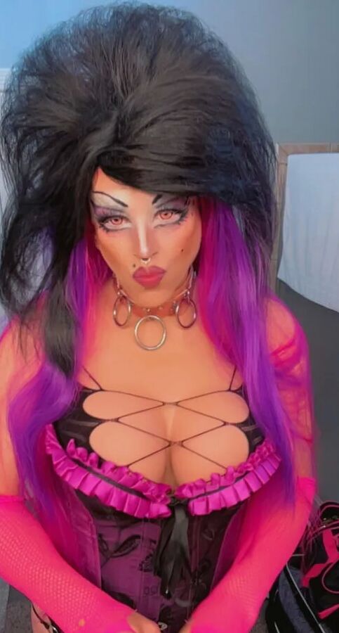 Shelly Roberts