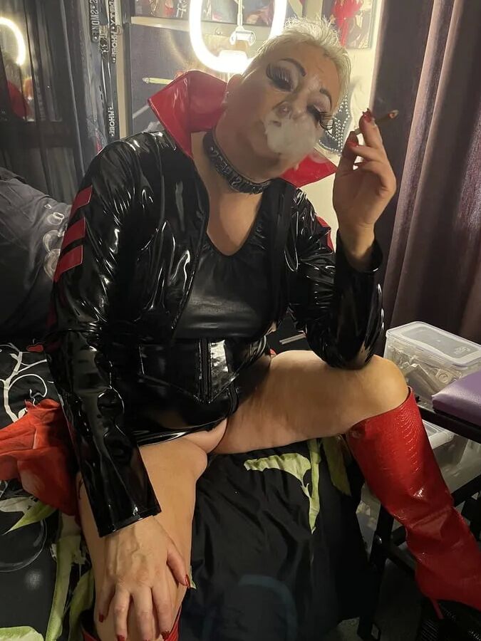 MISTRESS 55
