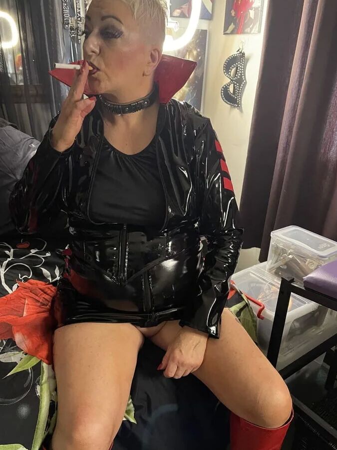 MISTRESS 55