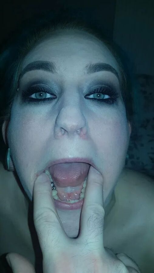 Chubby MILF Amy Leaf anal and dildos