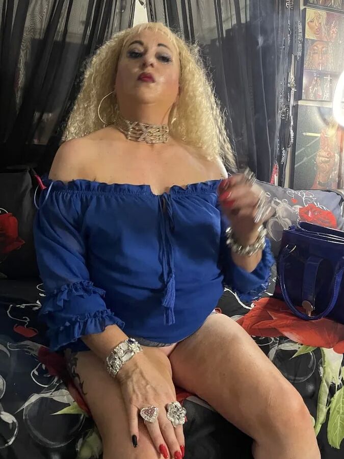 SLUT 600