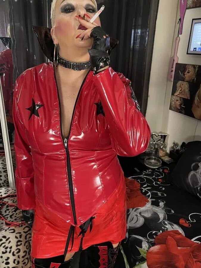 MISTRESS 54