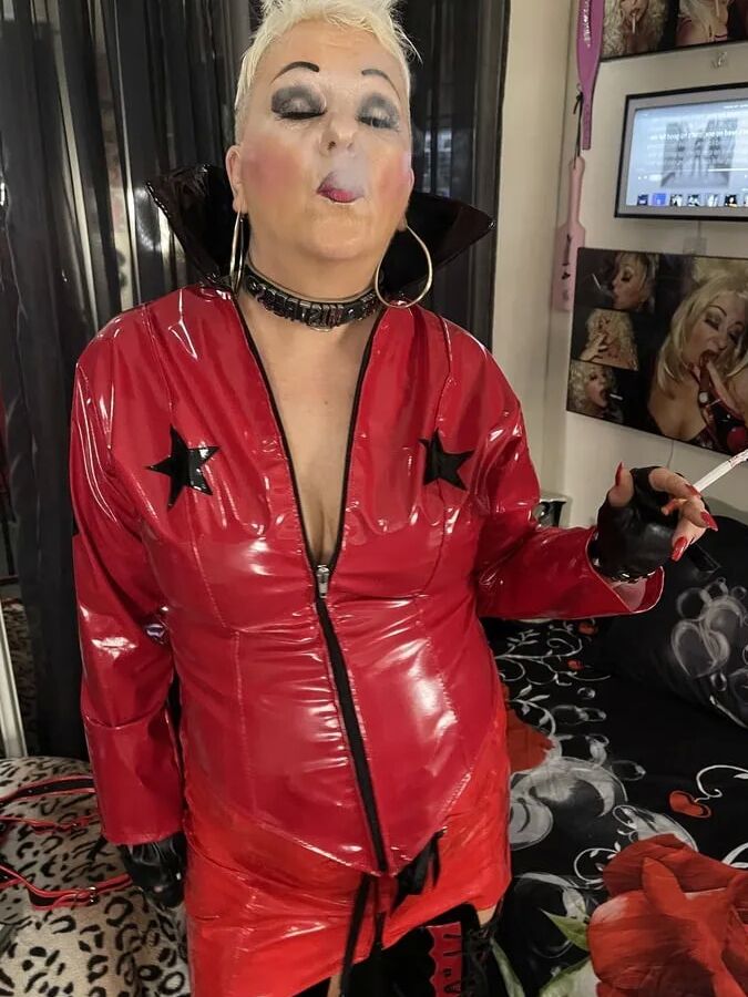 MISTRESS 54
