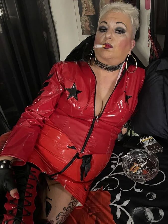 MISTRESS 54