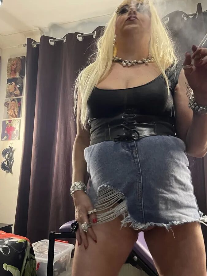 SLUT 597