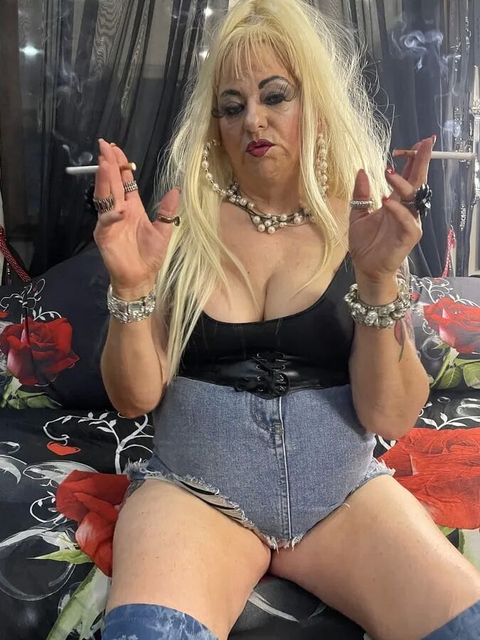 SLUT 597