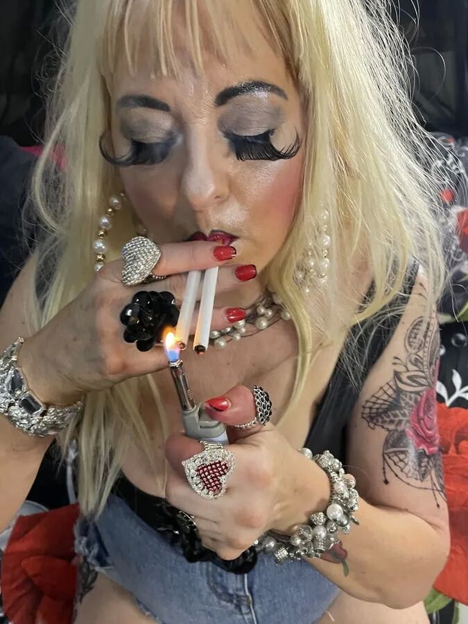 SLUT 597
