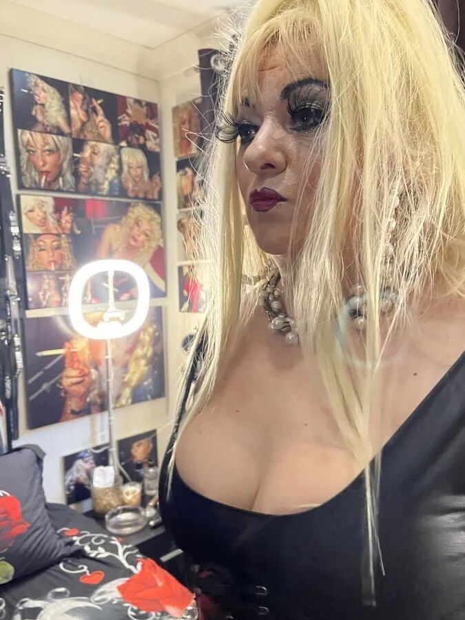 SLUT 597