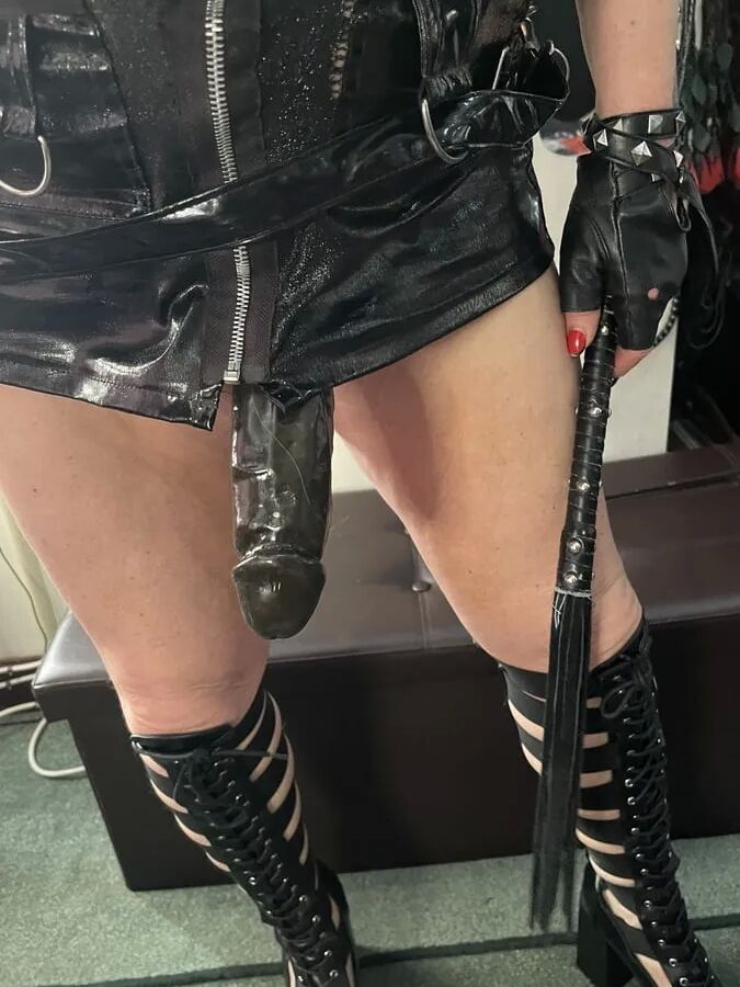 MISTRESS 53