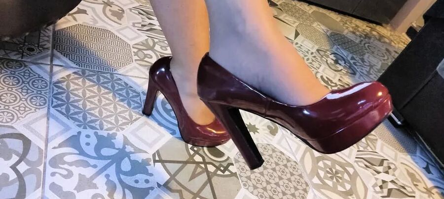 Sexy heels...want them?