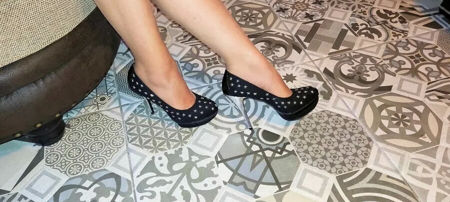 Sexy heels...want them?
