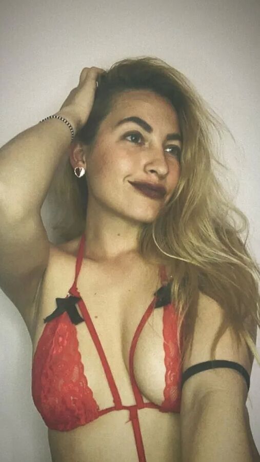 Lou Free Photos