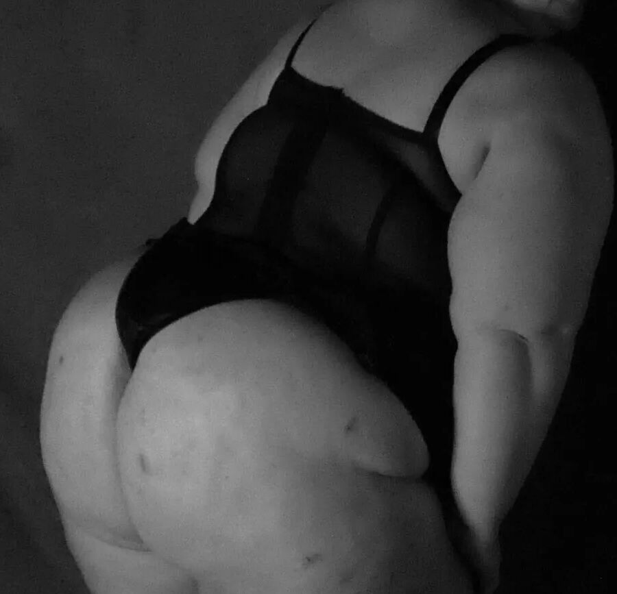 Black & White BBW