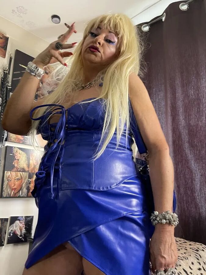 SLUT 586