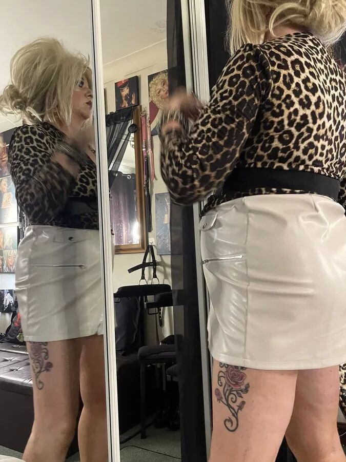 SLUT 579