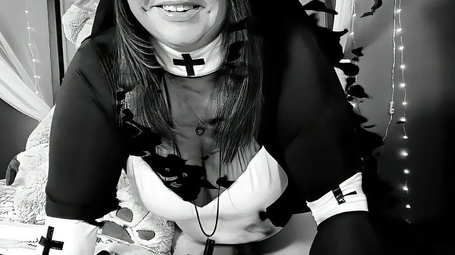 Sexy BBW Possessed Nun Photoset