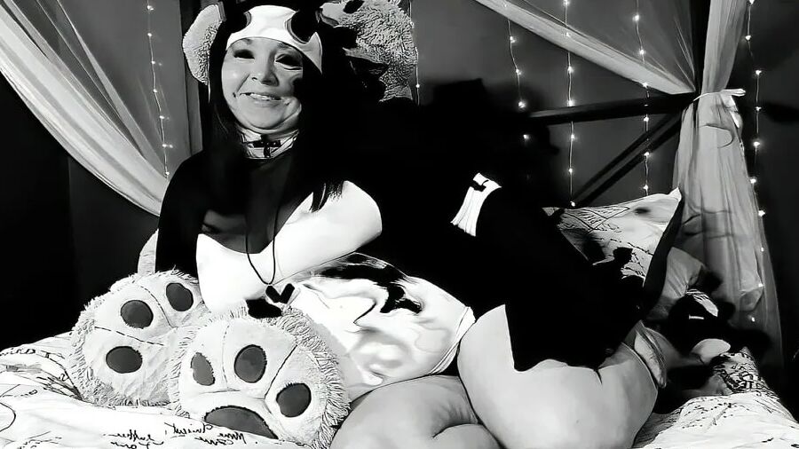 Sexy BBW Possessed Nun Photoset