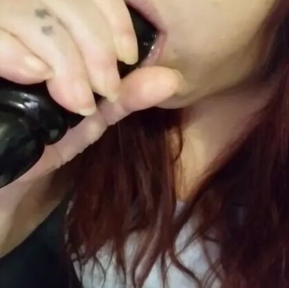 Gooey tight throat