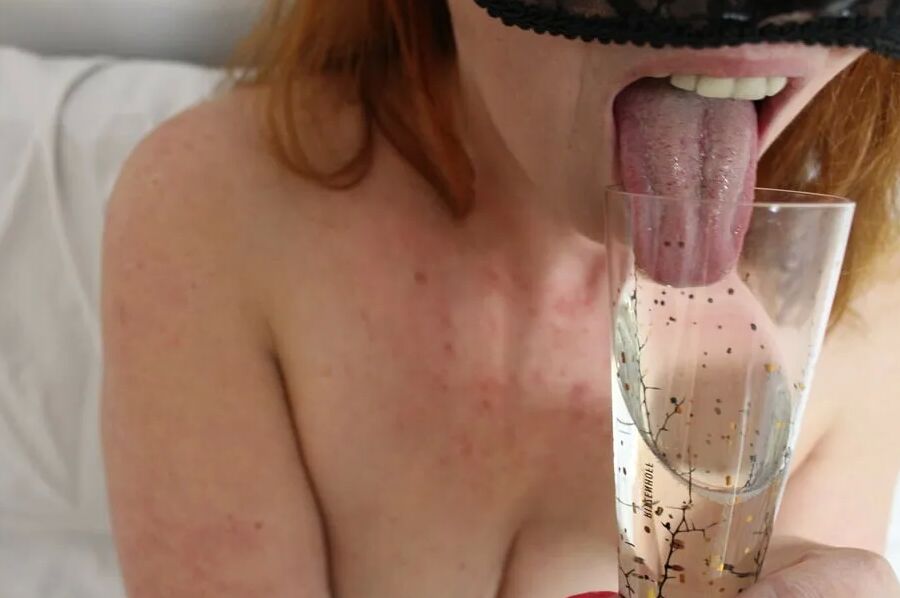 I love sparkling champagne on my skin!
