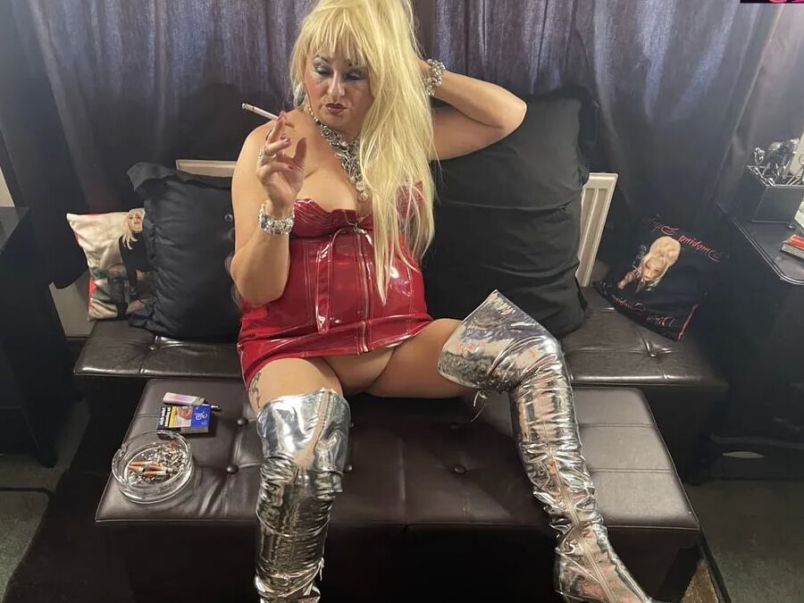 SLUT 568