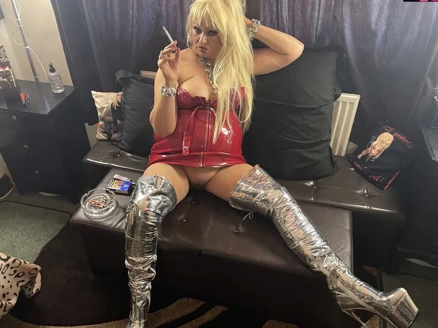 SLUT 568