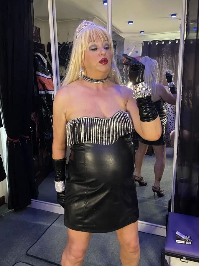 SLUT 181
