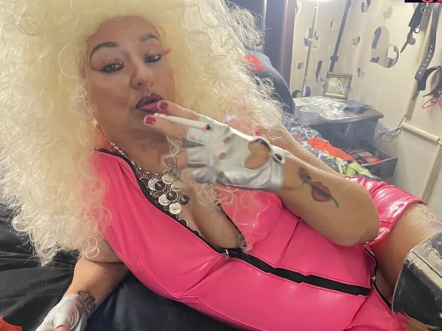 SLUT DIVA
