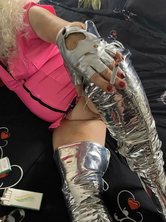SLUT DIVA